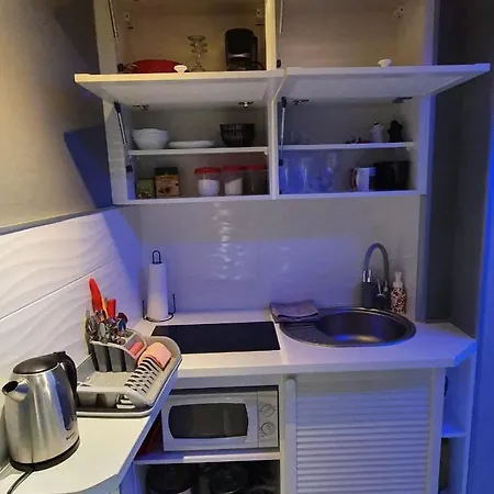 Underground דירה
